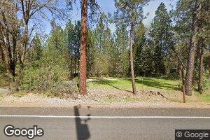 5125 Azalea Dr, Grants Pass, OR 97526