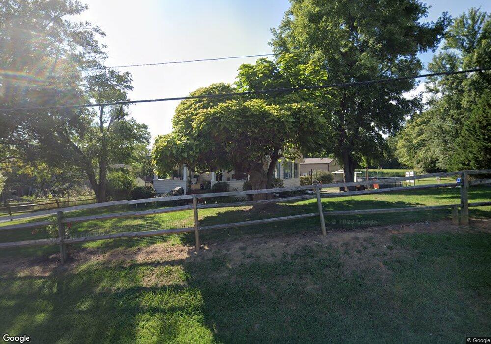 9180 Old Scaggsville Rd, Laurel, MD 20723 - photo 1