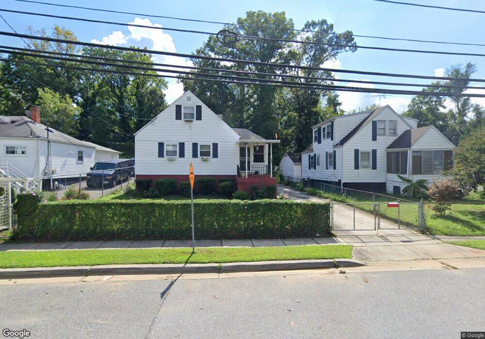 5203 N Englewood Dr, Hyattsville, MD 20785 - photo 1