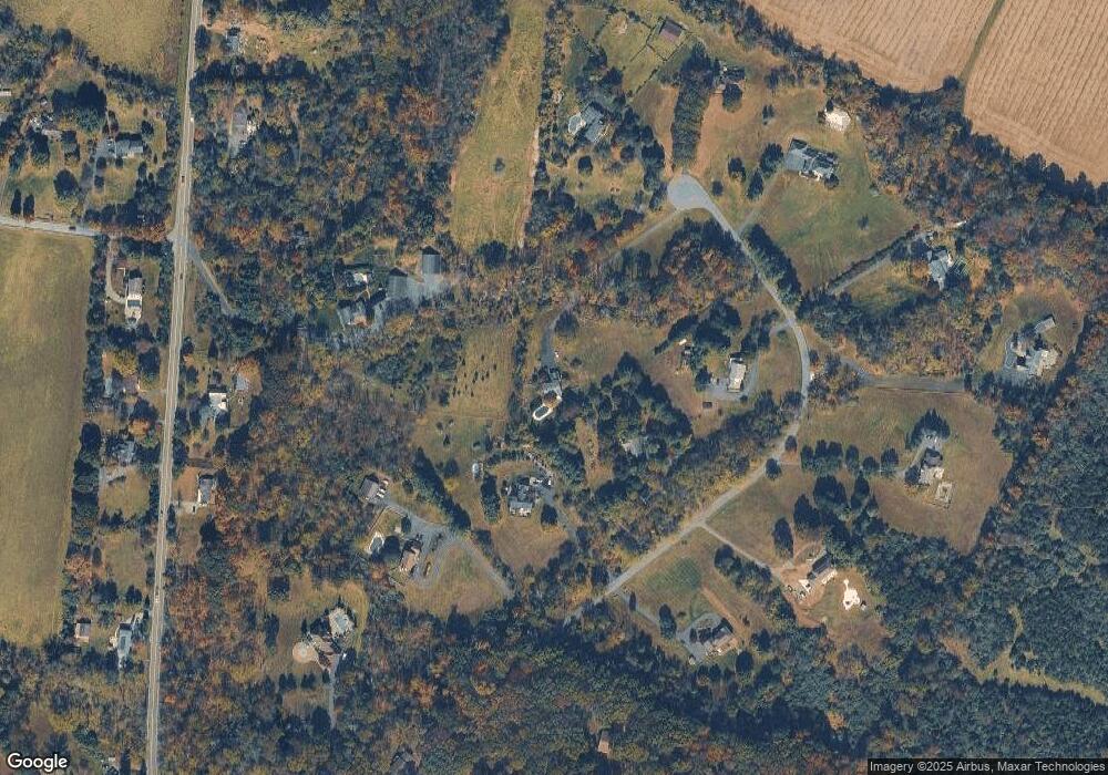 525 Farmersville Rd, Flemington, NJ 08822 - photo 1