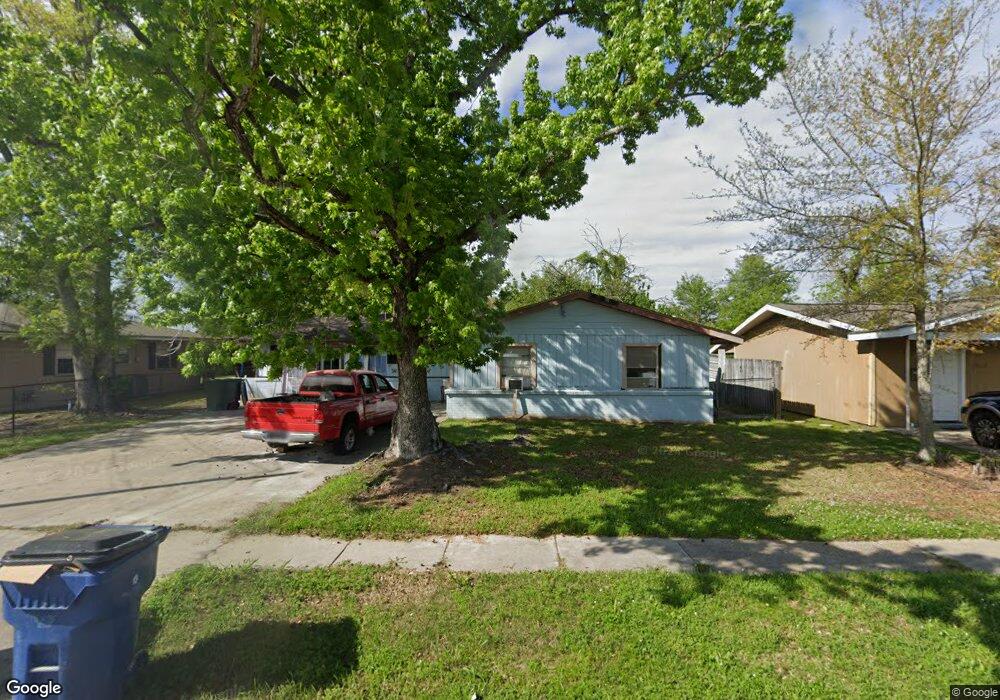 1301 Sunset Dr, Lake Charles, LA 70607 - photo 1