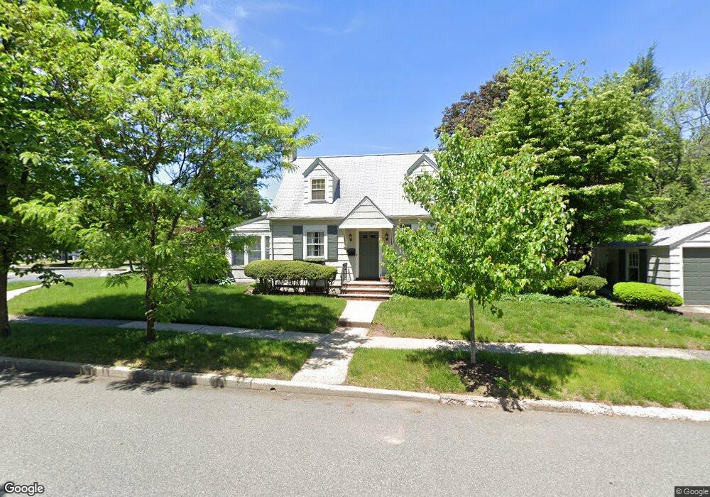 42 Hawthorne Ave, Glen Ridge, NJ 07028 - photo 1