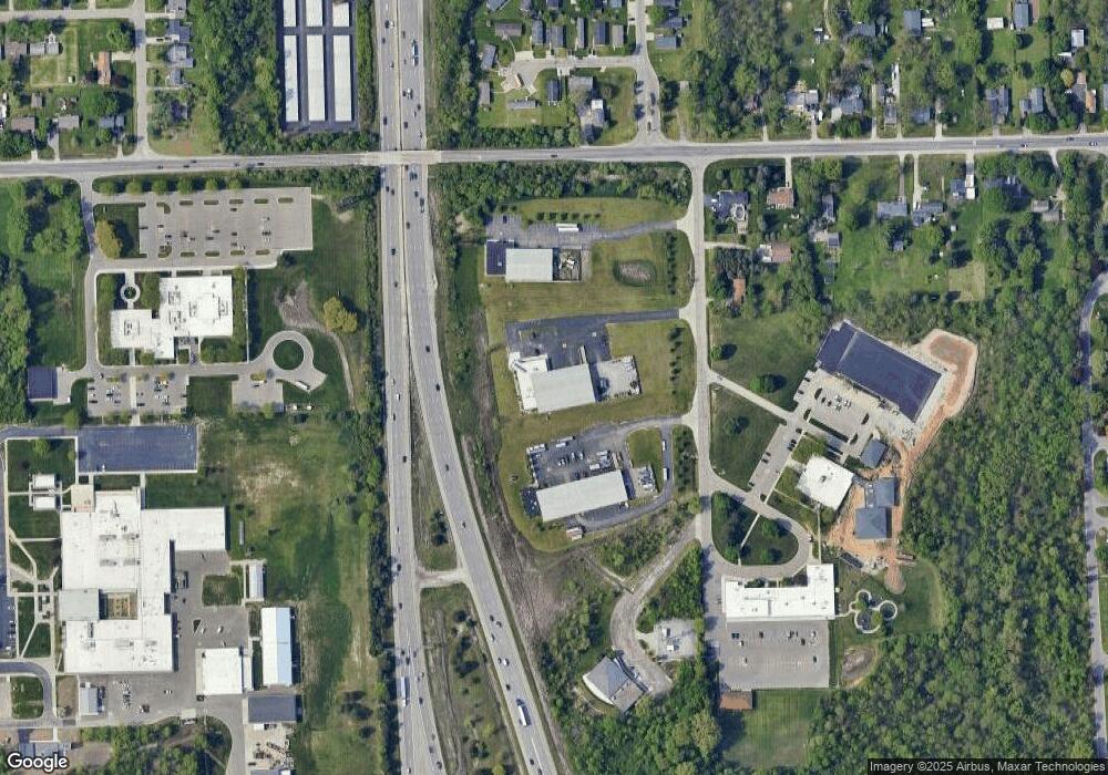 5048 Pilgrim Rd, Flint, MI 48507 - photo 1