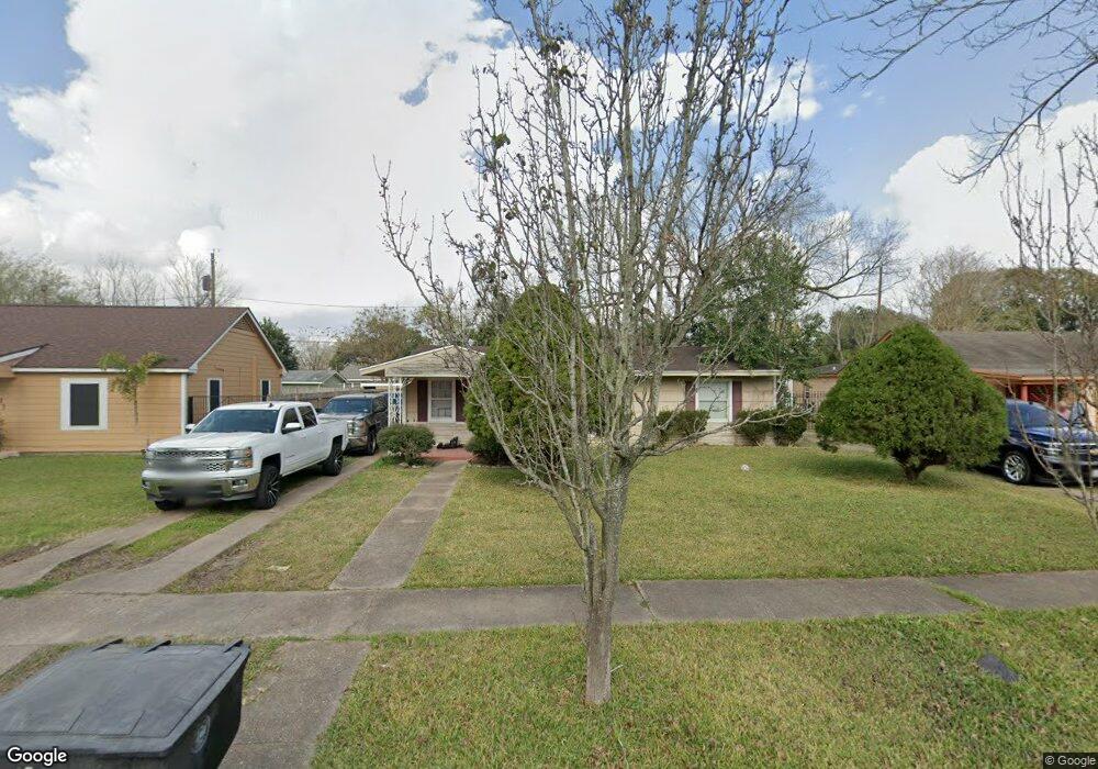 7507 Buena Vista St, Houston, TX 77087 - photo 1