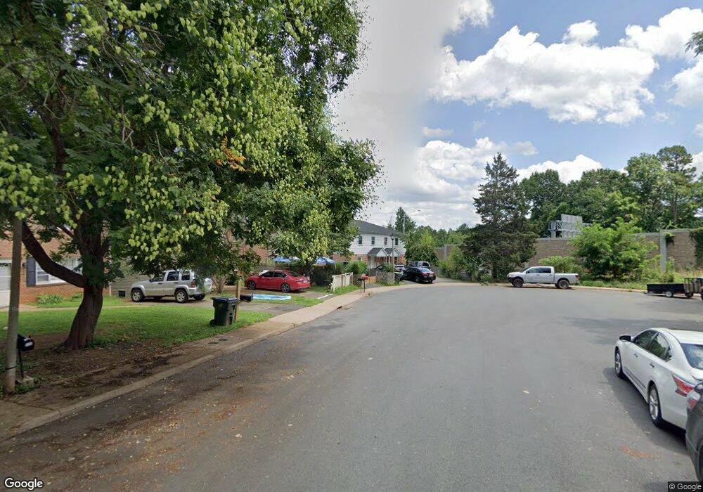 125 Middlesex Dr unit B, Charlottesville, VA 22901 - photo 1