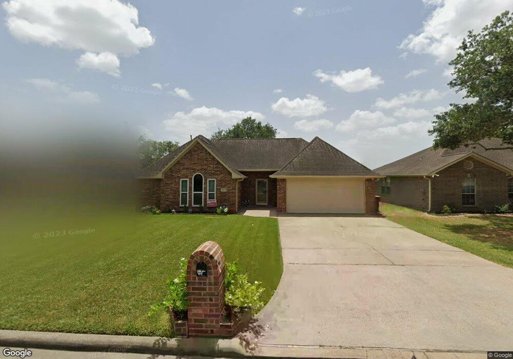 4775 Heathrow Ln, Alvin, TX 77511 - photo 1