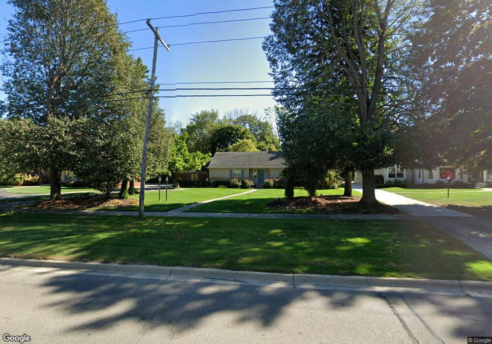 450 Lahser Rd, Bloomfield Hills, MI 48301 - photo 1