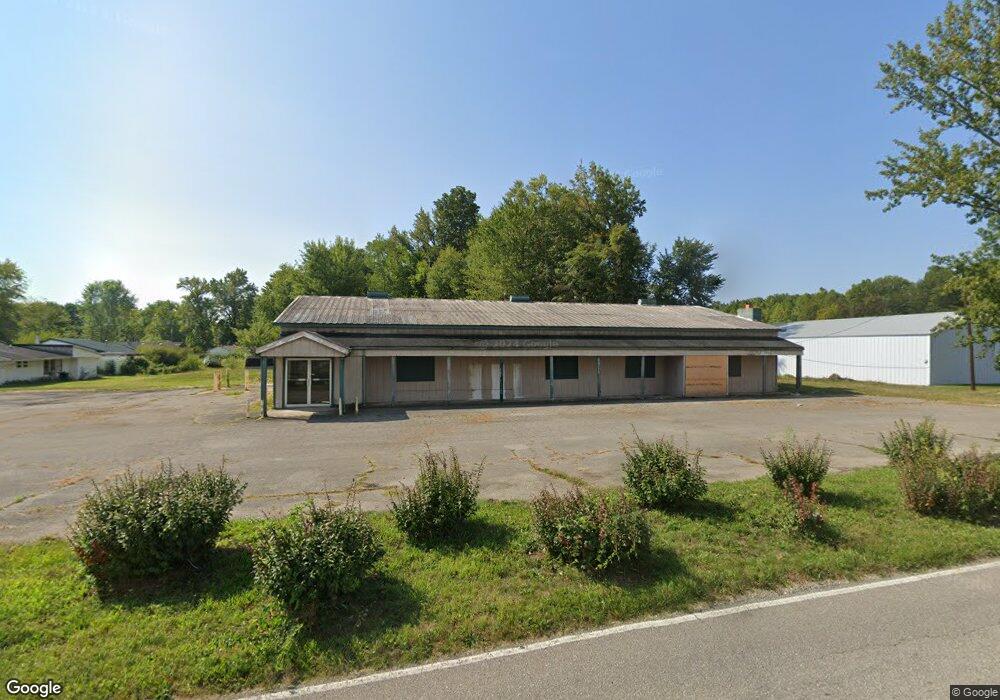 8467 W 300 S, Columbus, IN 47201 - photo 1