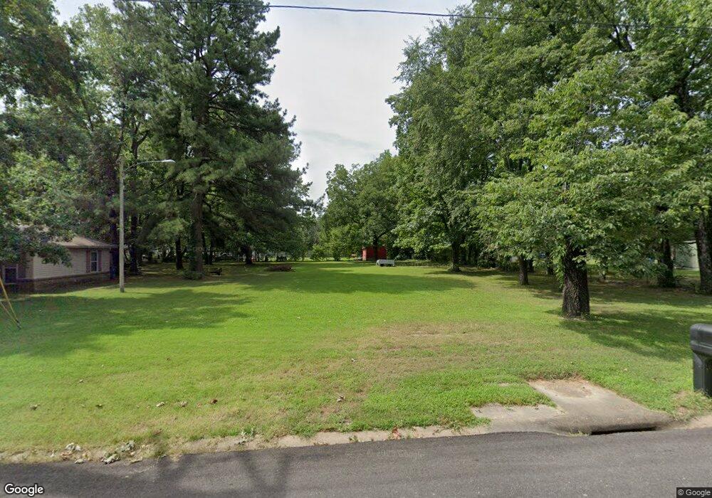 1307 Daybreak Dr, Jonesboro, AR 72401 - photo 1