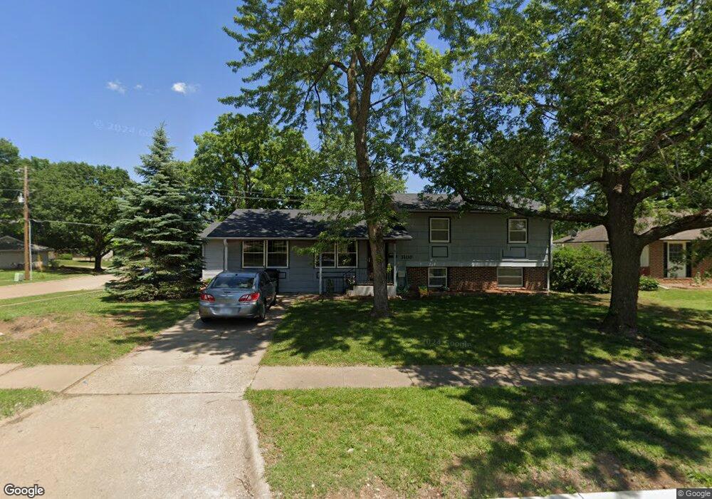 3100 SW Arnold Ave, Topeka, KS 66614 - photo 1