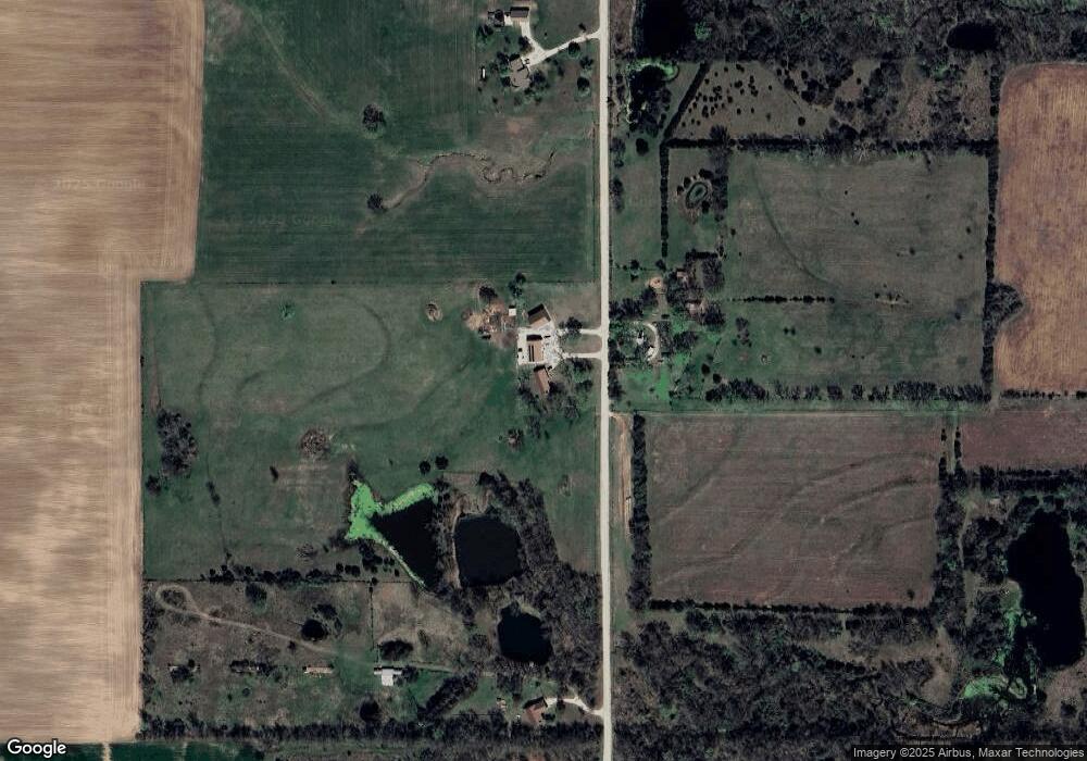 17074 Queens Rd, Parsons, KS 67357 - photo 1