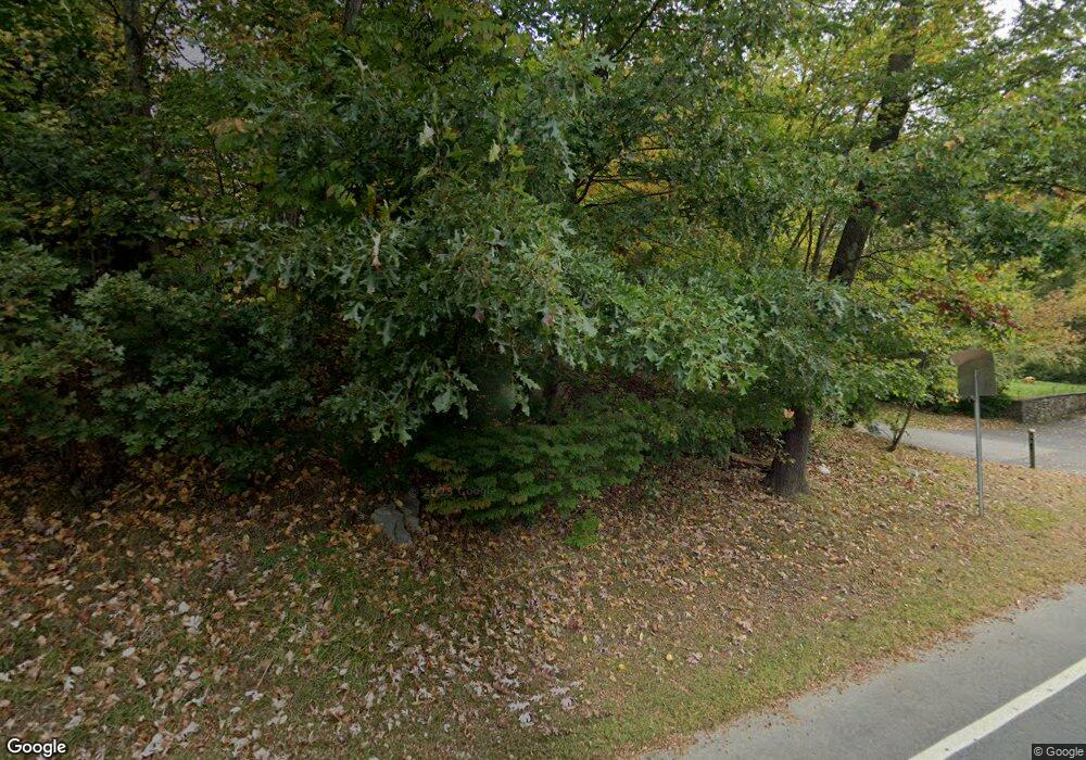 114 Whittemore Rd, Middlebury, CT 06762 - photo 1