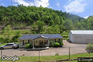 49 Sunshine Ln, Leburn, KY 41831