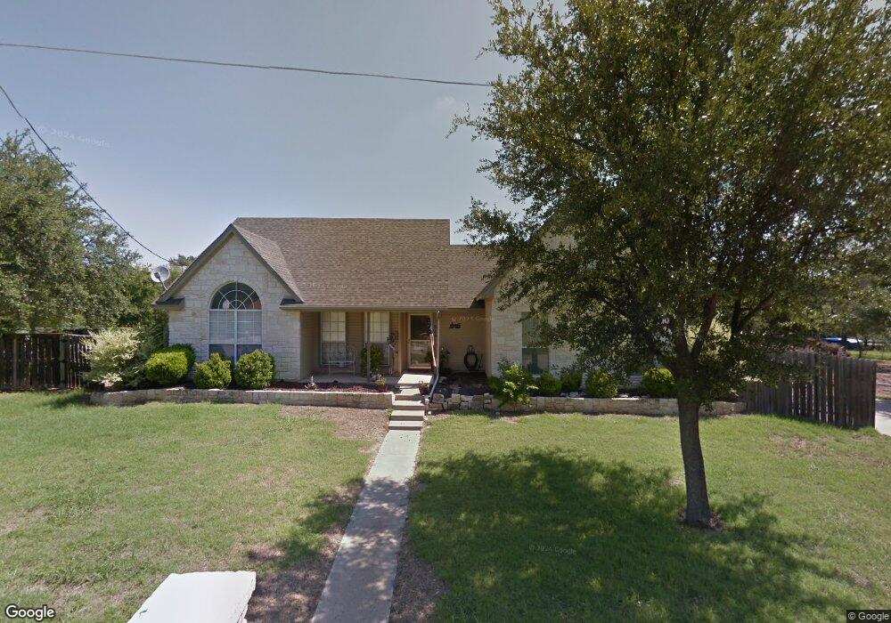 818 Woodhaven Ct, Granbury, TX 76048 - photo 1