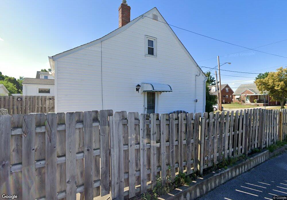 1521 E 294th St, Wickliffe, OH 44092 - photo 1