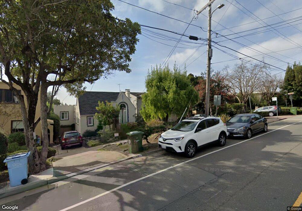 904 Spruce St, Berkeley, CA 94707 - photo 1