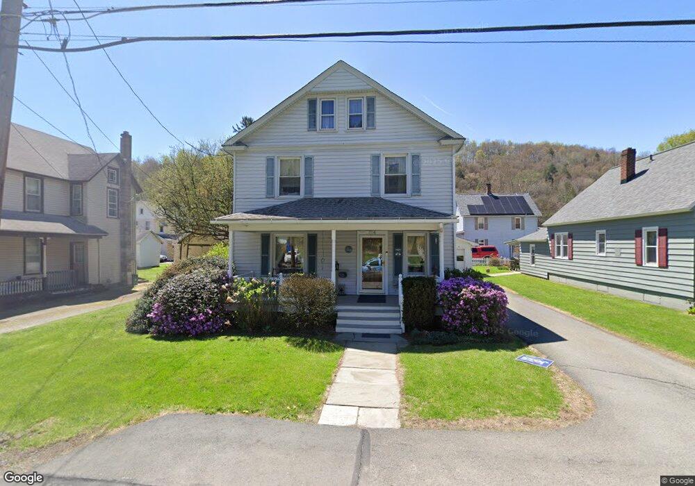 714 Maple Ave, Honesdale, PA 18431 - photo 1