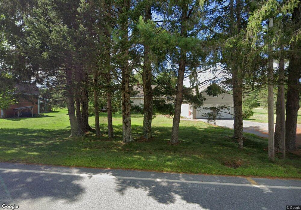 476 E Elm St, Yarmouth, ME 04096 - photo 1