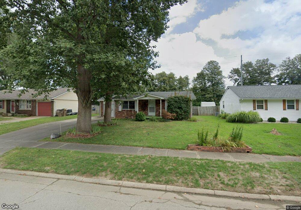 2305 Dawnshire Dr, Columbus, IN 47203 - photo 1