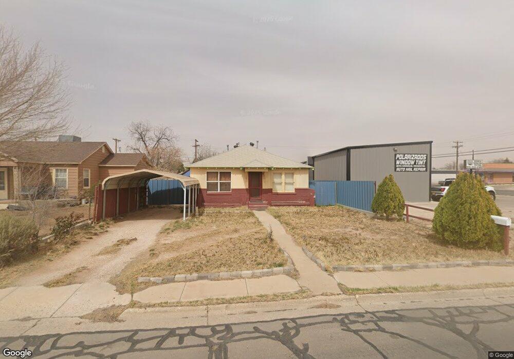 712 E Scharbauer St, Hobbs, NM 88240 - photo 1