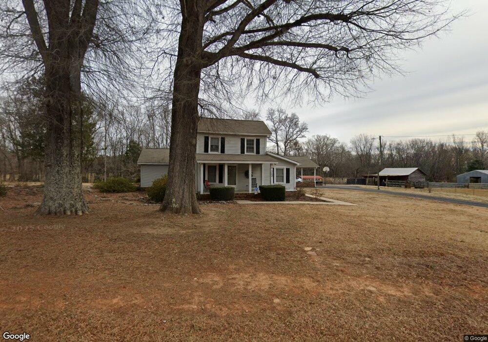 322 N Grandview Rd, Clover, SC 29710 - photo 1