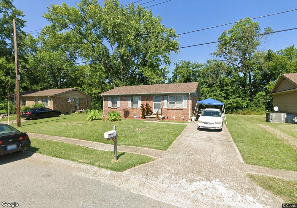 517 Westwood Dr, Hopkinsville, KY 42240 - photo 1