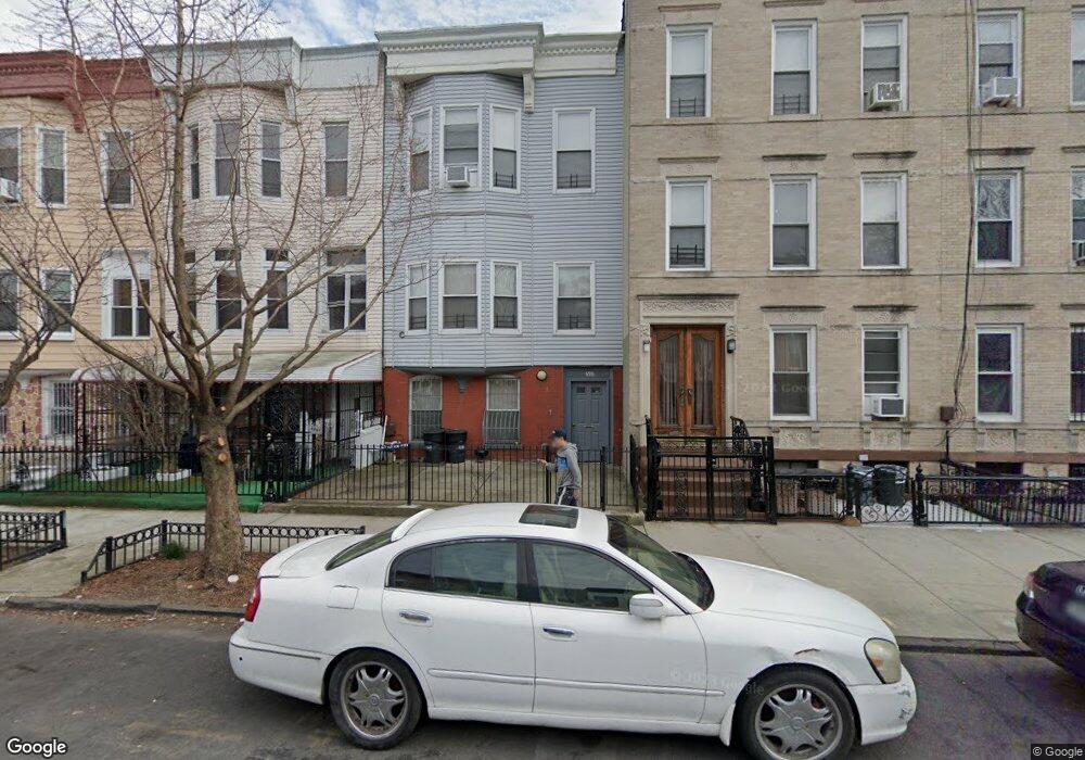 696 Macdonough St, Brooklyn, NY 11233 - photo 1