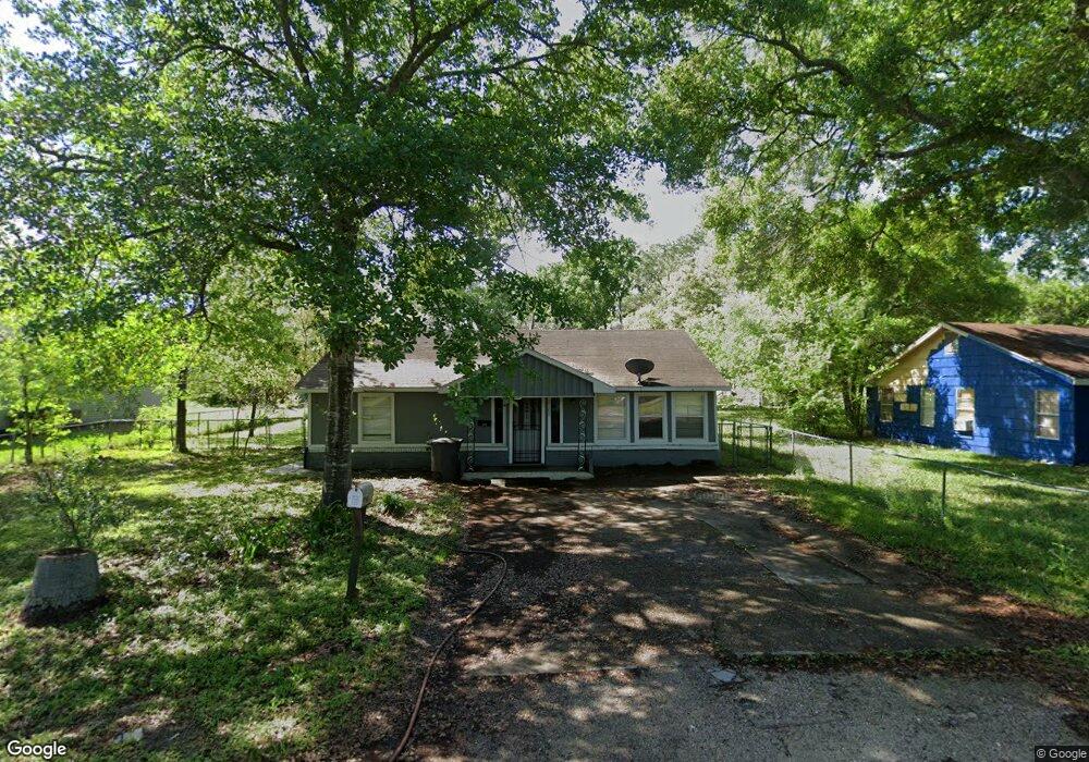 3708 4th St, Bay City, TX 77414 - photo 1