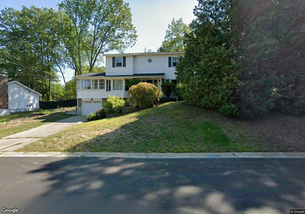 14 Fountain Ln, Nashua, NH 03062 - photo 1