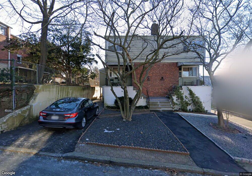 9 Wendel Place, Yonkers, NY 10701 - photo 1