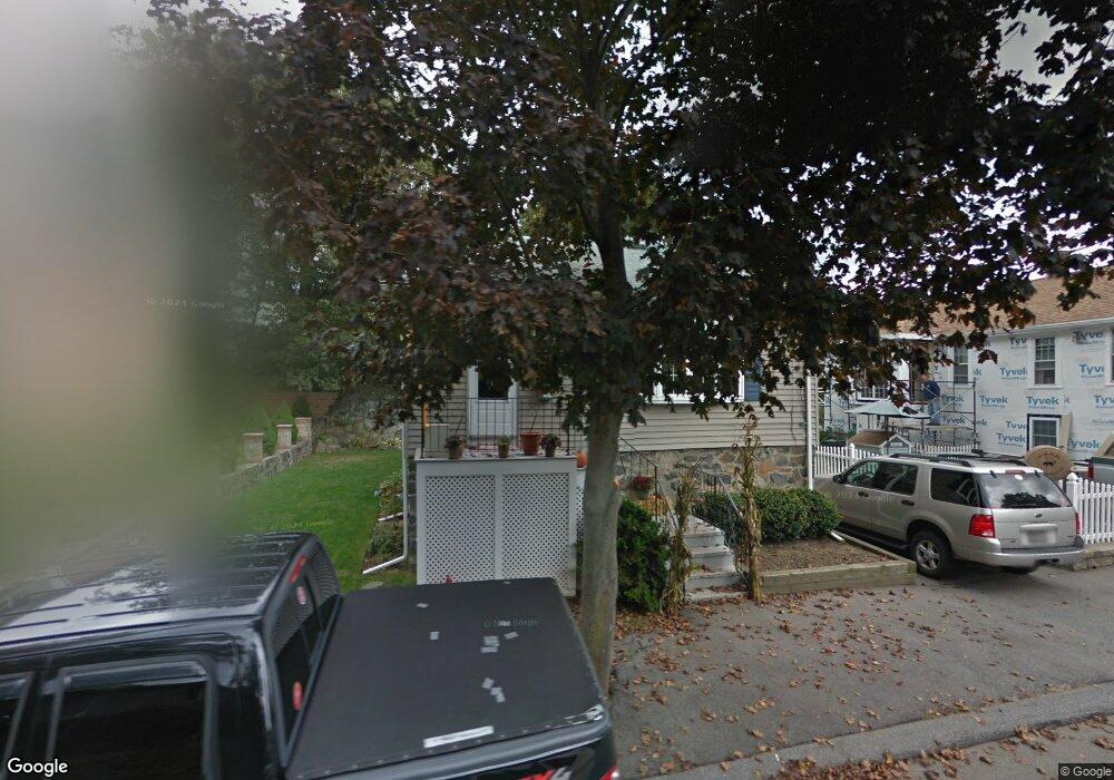 32 Elwin St, Swampscott, MA 01907 - photo 1