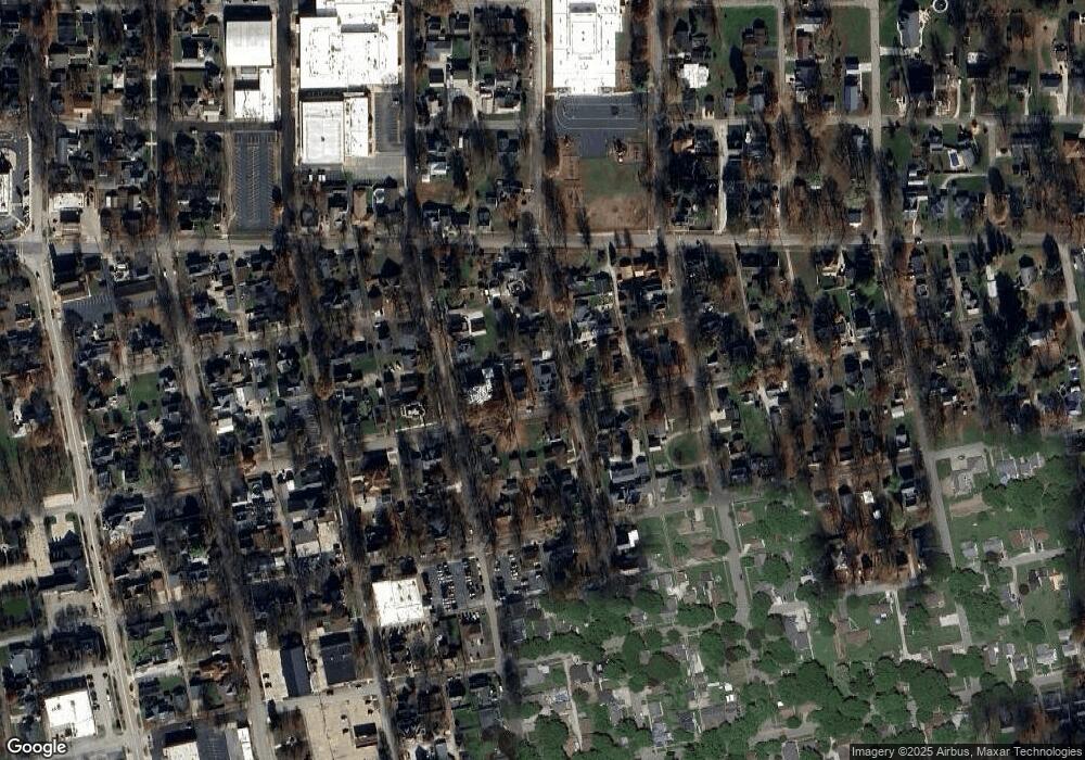 621 Crockett St, Covington, IN 47932 - photo 1