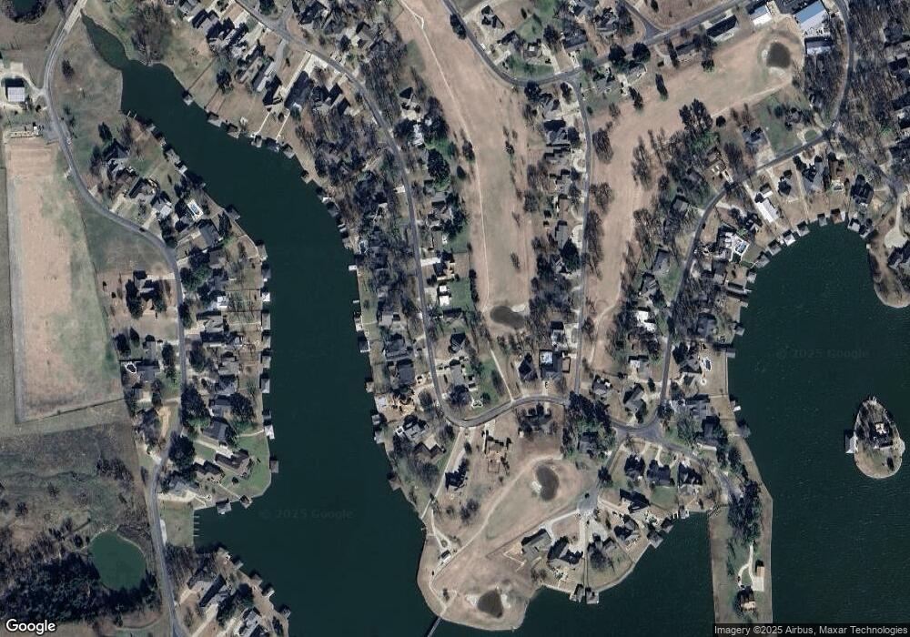 728 Kiowa Dr W, Gainesville, TX 76240 - photo 1