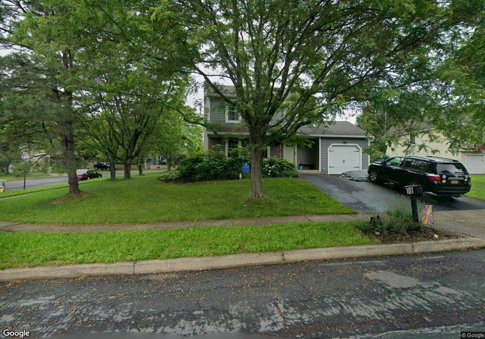 101 Chelsea Ct, Perkasie, PA 18944 - photo 1