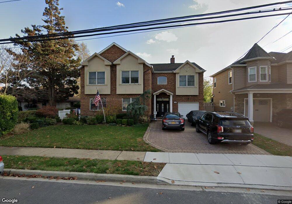 22 Hull St, Oceanside, NY 11572 - photo 1