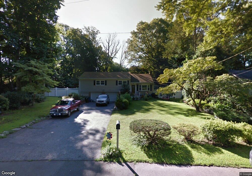 166 Melody Ln, Fairfield, CT 06824 - photo 1