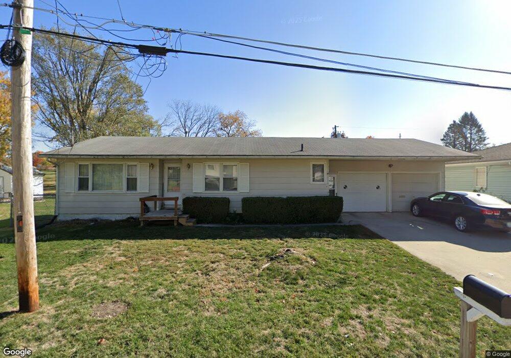 622 E 6th St S, Newton, IA 50208 - photo 1