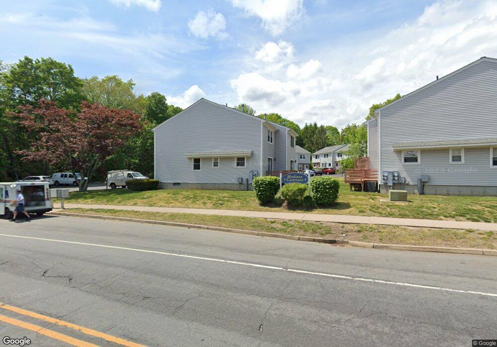 3225 Madison Ave unit 16, Bridgeport, CT 06606 - photo 1