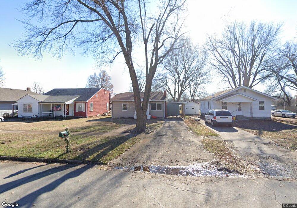 3110 Corning Ave, Parsons, KS 67357 - photo 1