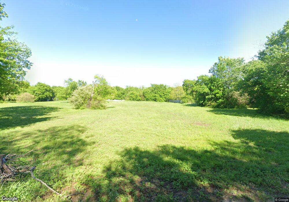 412 S Schopmeyer St, Gainesville, TX 76240 - photo 1