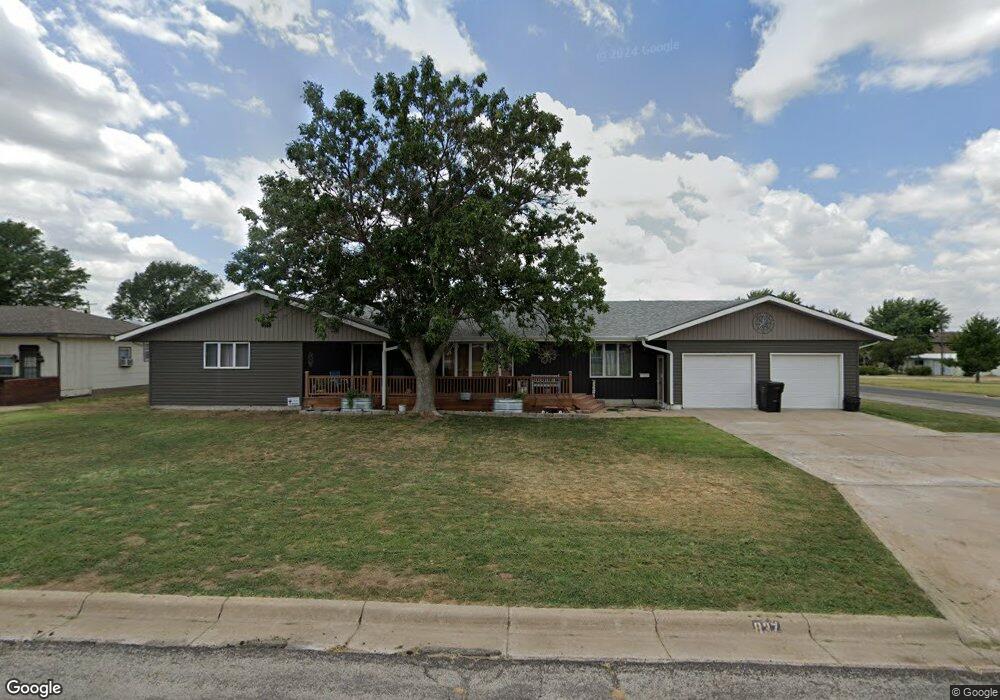 837 N Main St, Wakeeney, KS 67672 - photo 1