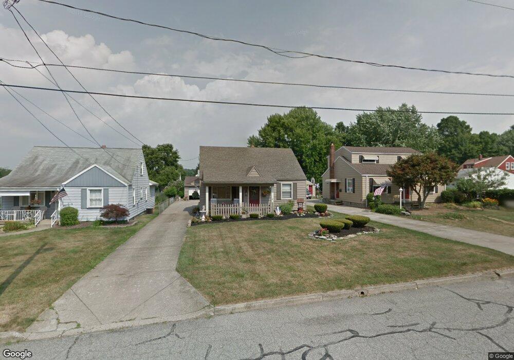 594 Idora Ln, Struthers, OH 44471 - photo 1