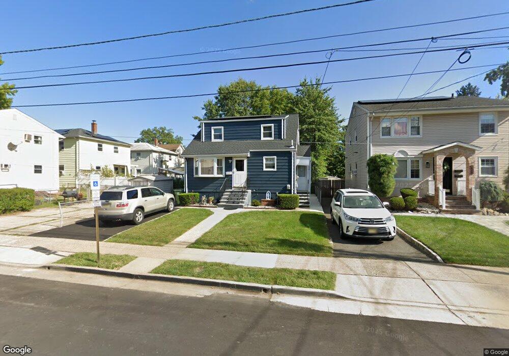 556 E Elm St, Linden, NJ 07036 - photo 1