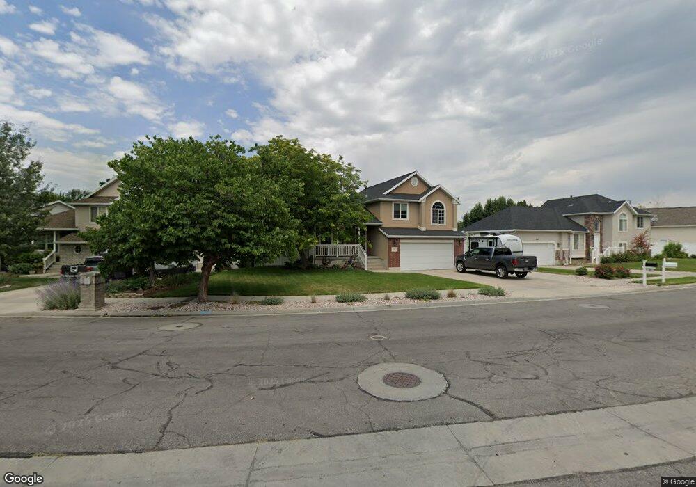 7370 Ivy Woods Ln, Midvale, UT 84047 - photo 1
