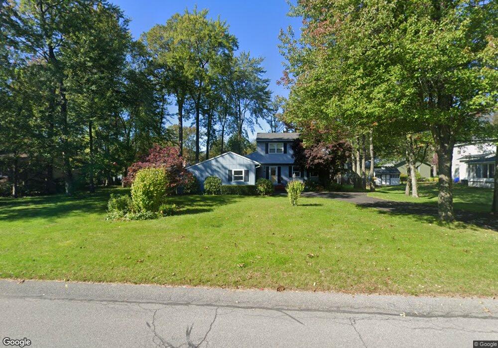 743 Huntingdon Dr, Schenectady, NY 12309 - photo 1