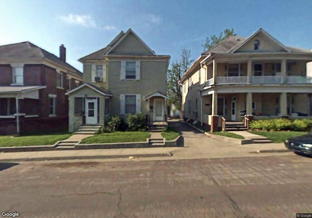 712 W Rollins St unit 2, Moberly, MO 65270 - photo 1