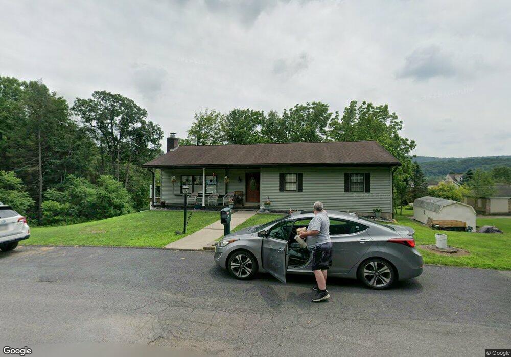 504 Chestnut St, Pottsville, PA 17901 - photo 1