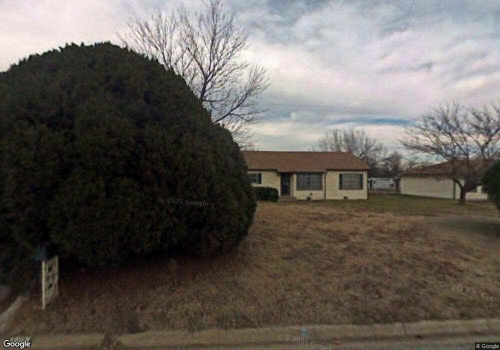 1709 E Peyton St, Sherman, TX 75090 - photo 1