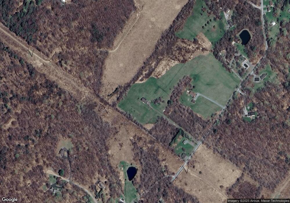 27 Sledzinski Rd, Lake Ariel, PA 18436 - photo 1