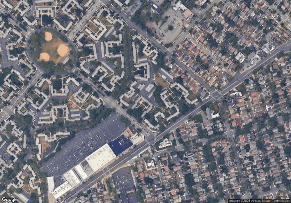 75-21 260th St unit 21, Glen Oaks, NY 11004 - photo 1